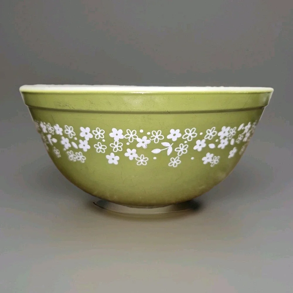 Vintage Pyrex Spring Blossom Crazy Daisy Green Mixing Bowls 401 402 403